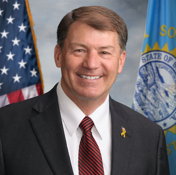 Headshot of Senator Mike Rounds (R-SD).